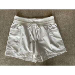 Carlia Womens Journey Collection Mid-Rise Short 4" Inseam White Small